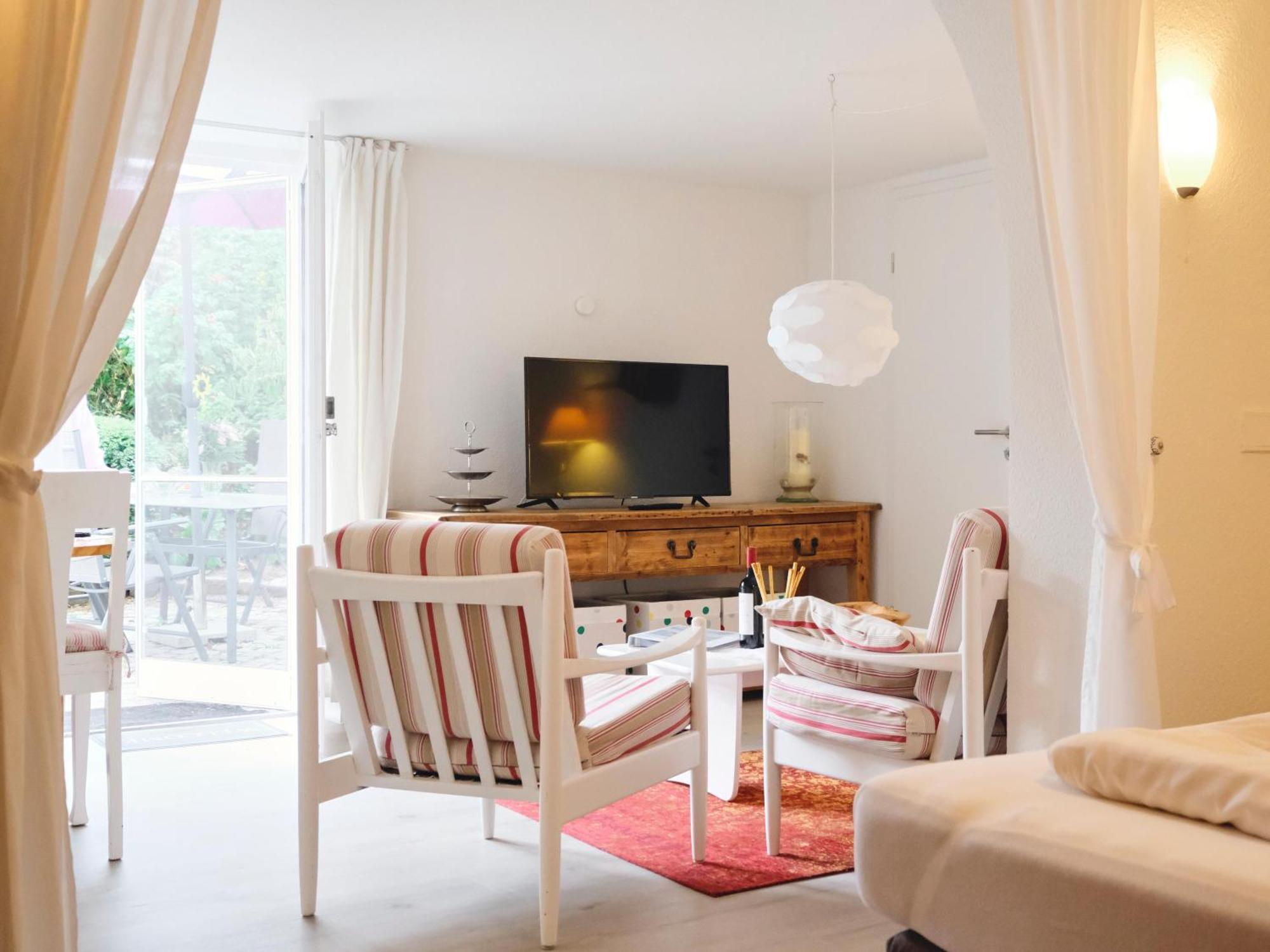 Ruhetal -Ferienwohnung Mit Sonnenterasse กลึคส์บวร์ก ภายนอก รูปภาพ