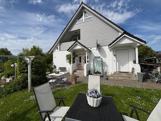 Ruhetal -Ferienwohnung Mit Sonnenterasse กลึคส์บวร์ก ภายนอก รูปภาพ